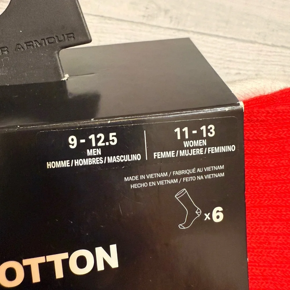 Under Armour adult cotton crew‎ socks NEW men's 9-12.5 women's 11-13 3 pairs